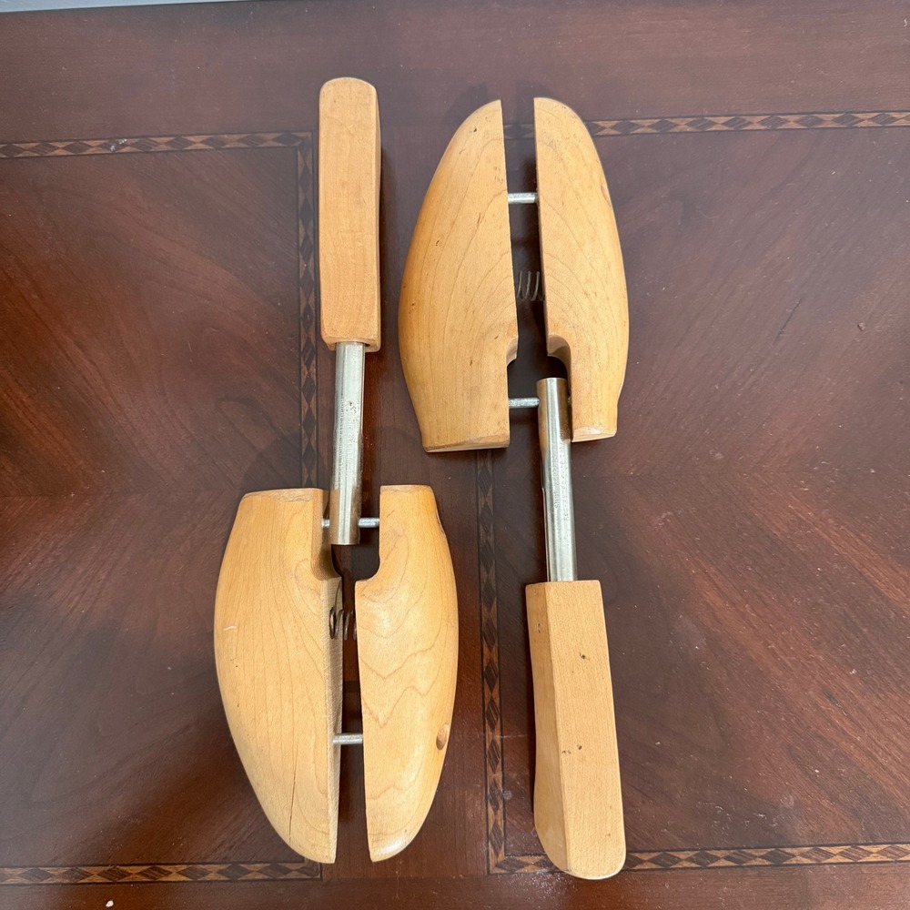 Vintage Rochester Shoe Tree Co. No. 4 Mohawk Men's Wooden‎ Shoe Stretchers MCM